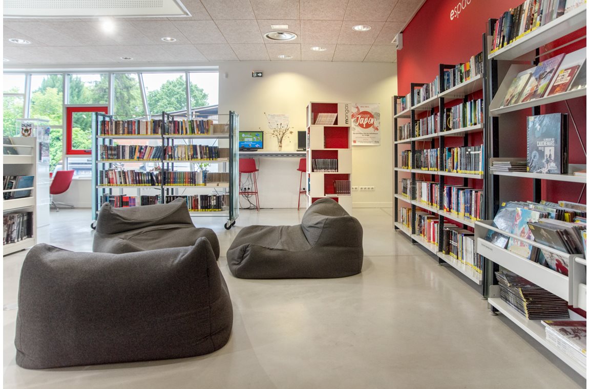 Varihes Public Library, France - Public library