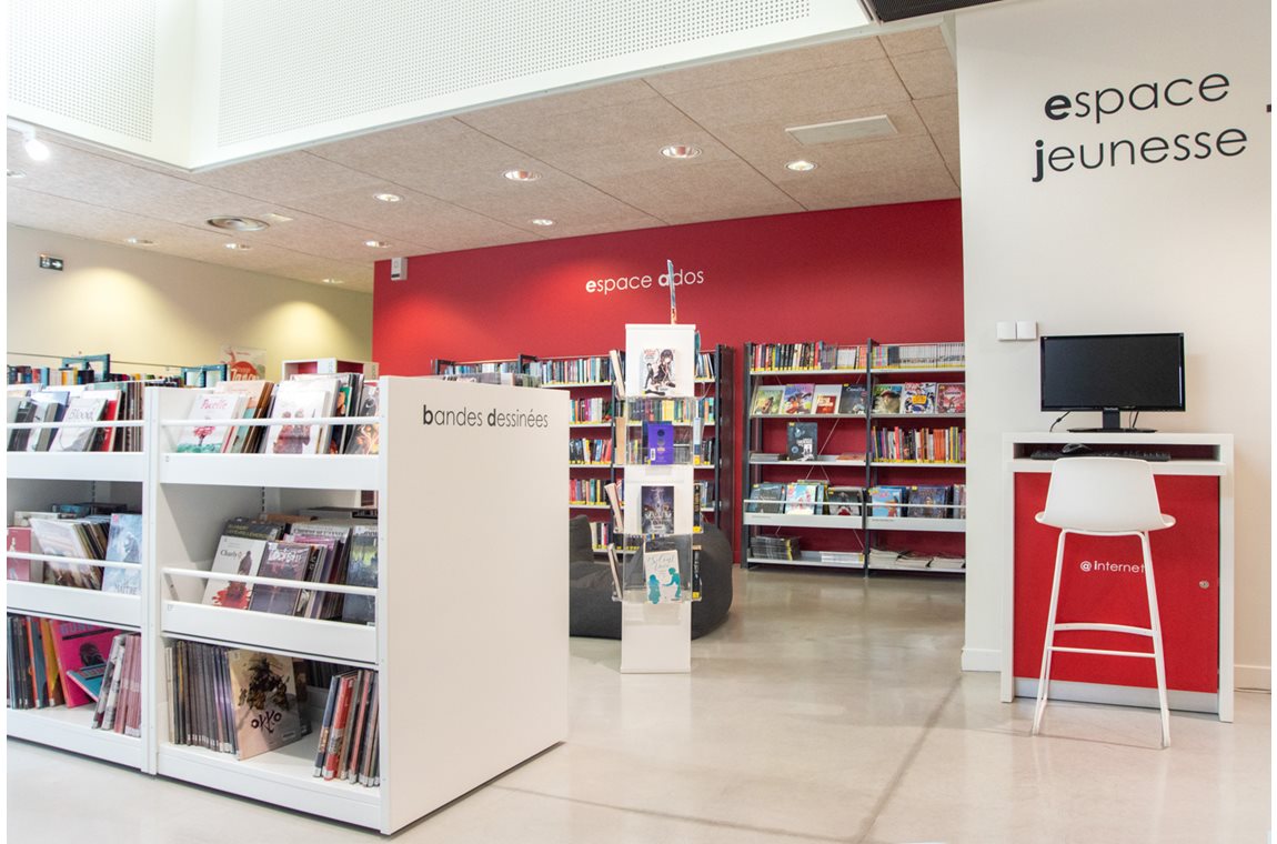 Varihes Public Library, France - Public library