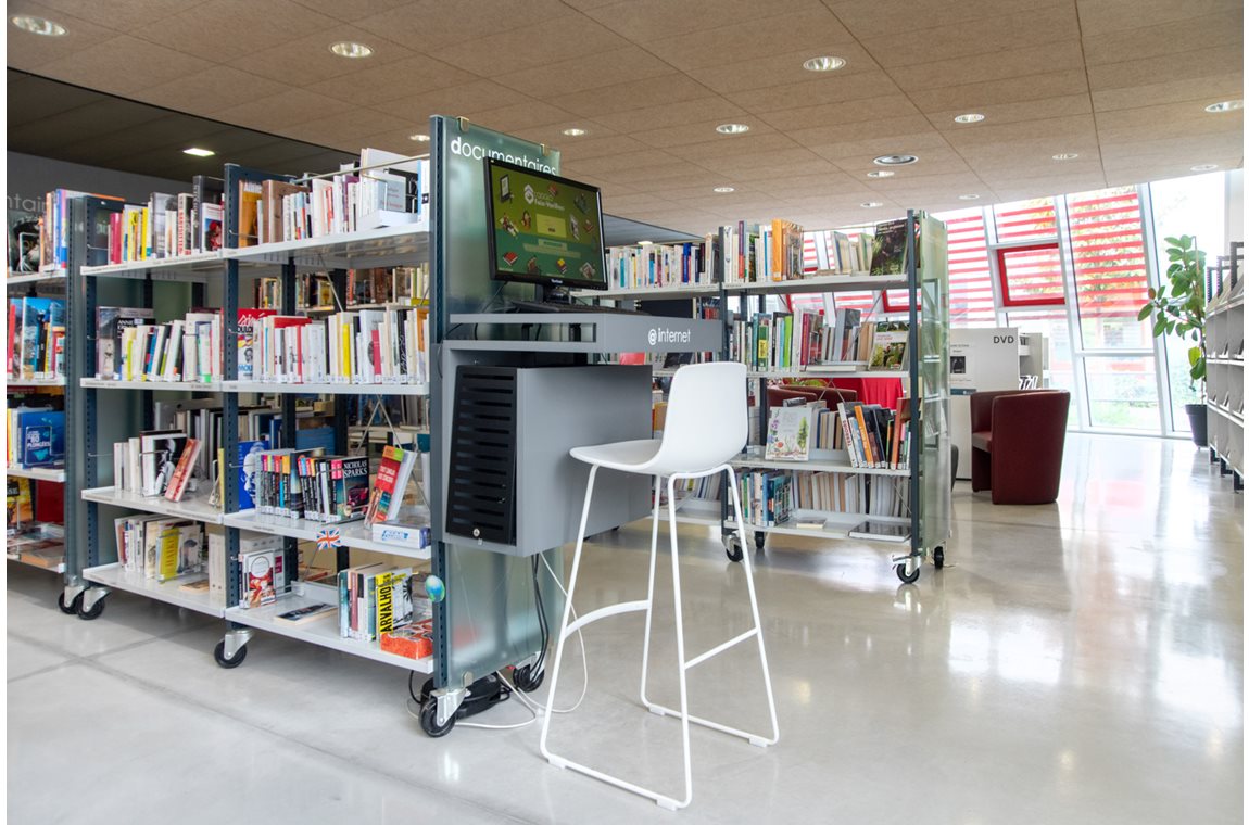 Varihes Public Library, France - Public library