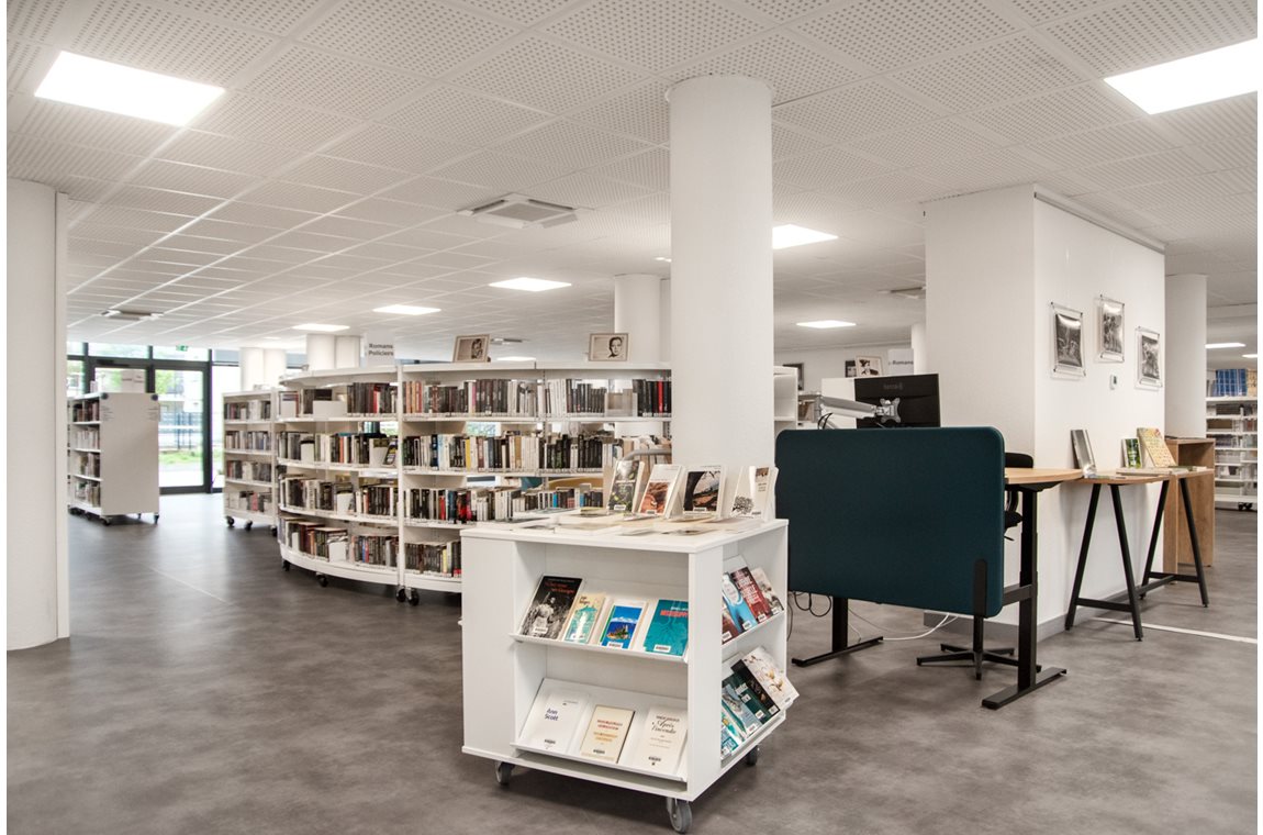 Plaisance-du-Touch Public Library, France - Public library