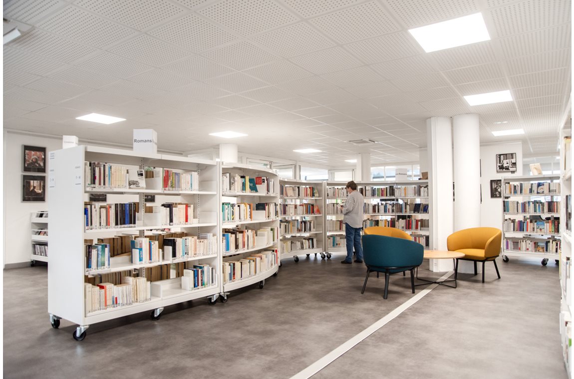 Plaisance-du-Touch Public Library, France - Public library
