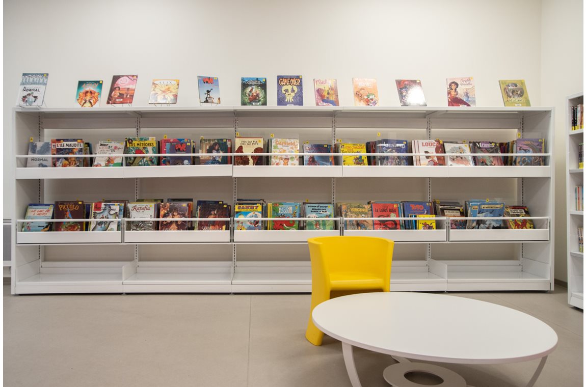 Öffentliche Bibliothek Groslay, Frankreich - Öffentliche Bibliothek
