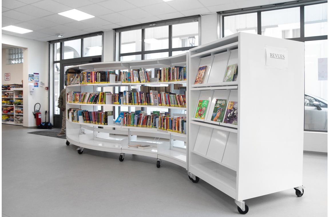 Öffentliche Bibliothek Groslay, Frankreich - Öffentliche Bibliothek