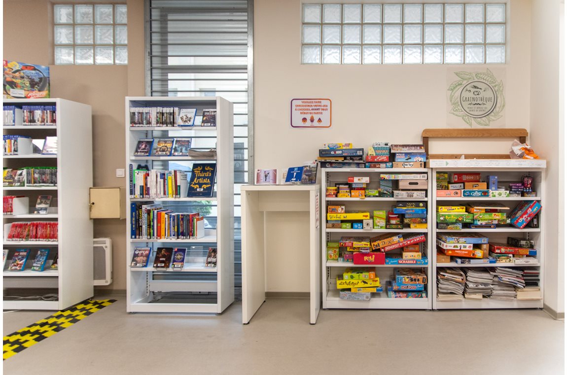 Öffentliche Bibliothek Groslay, Frankreich - Öffentliche Bibliothek