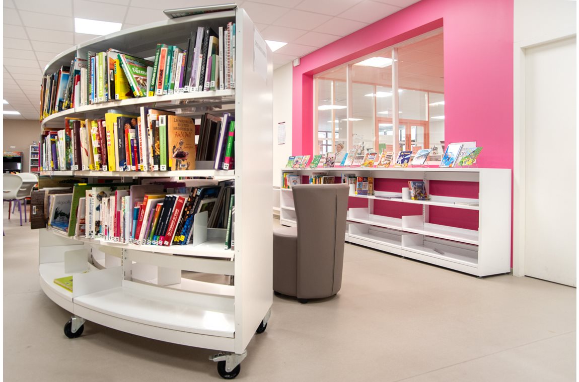 Öffentliche Bibliothek Groslay, Frankreich - Öffentliche Bibliothek