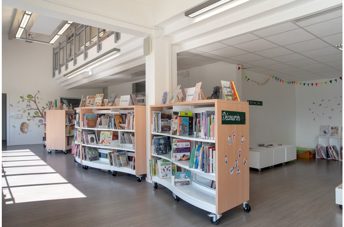 Dardilly Public Library, France - Public library