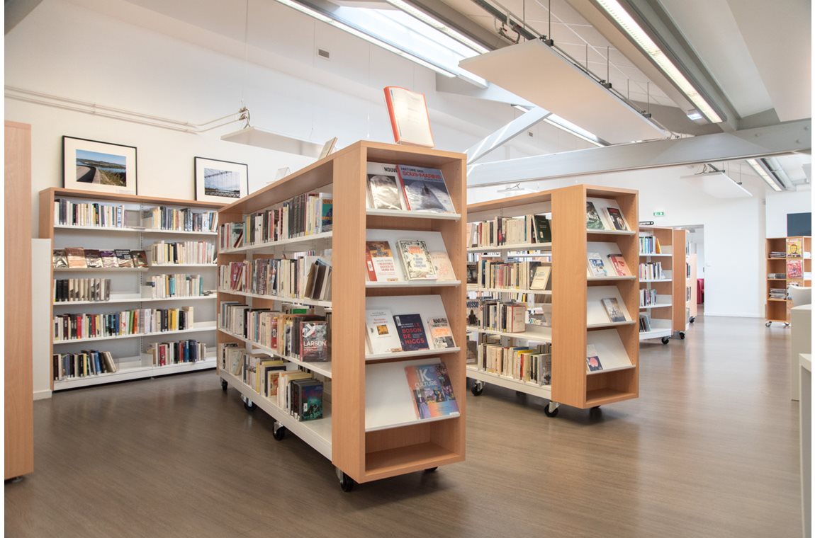 Dardilly Public Library, France - Public library