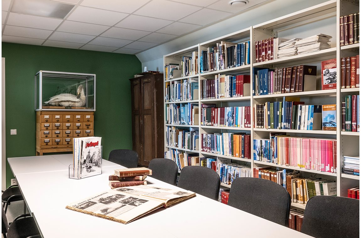 Bibliothèque de Hustadvika, Eide, Norvège - Bibliothèque municipale et BDP