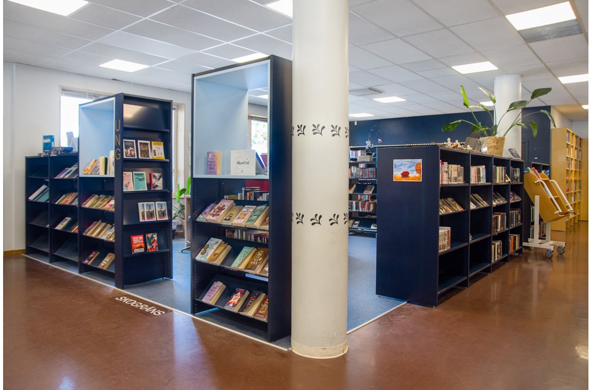 Bibliothèque municipale de Norrtälje, Suède - Bibliothèque municipale et BDP