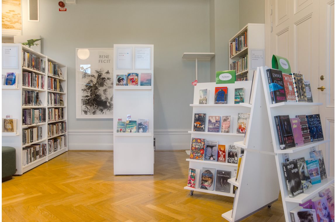 CDI du lycée Lundellska, Uppsala, Suède - Bibliothèque municipale et BDP