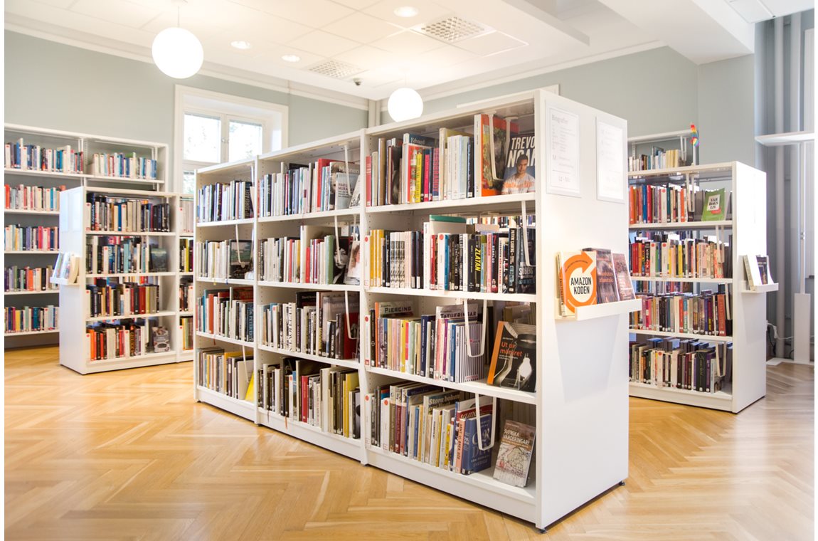 CDI du lycée Lundellska, Uppsala, Suède - Bibliothèque municipale et BDP