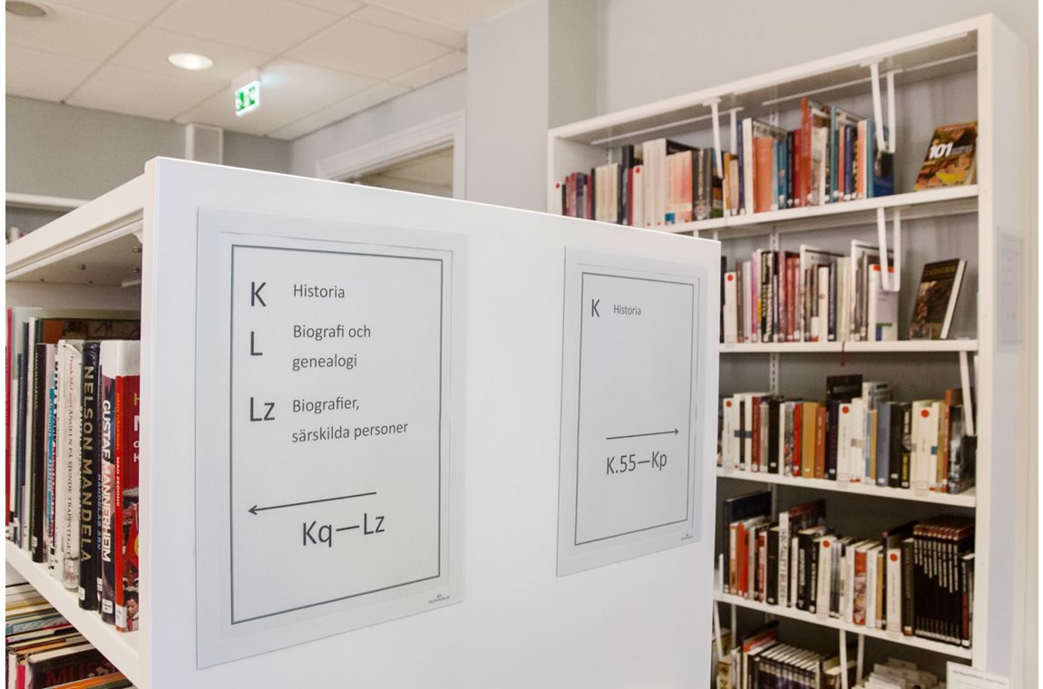 CDI du lycée Lundellska, Uppsala, Suède - Bibliothèque municipale et BDP