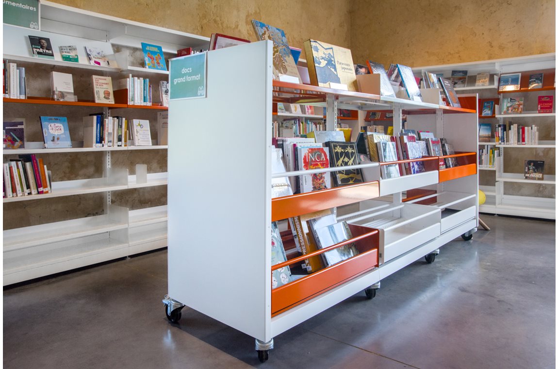 BDP de Gironde, relais de Vertheuil (Nodris), France - Bibliothèque municipale et BDP