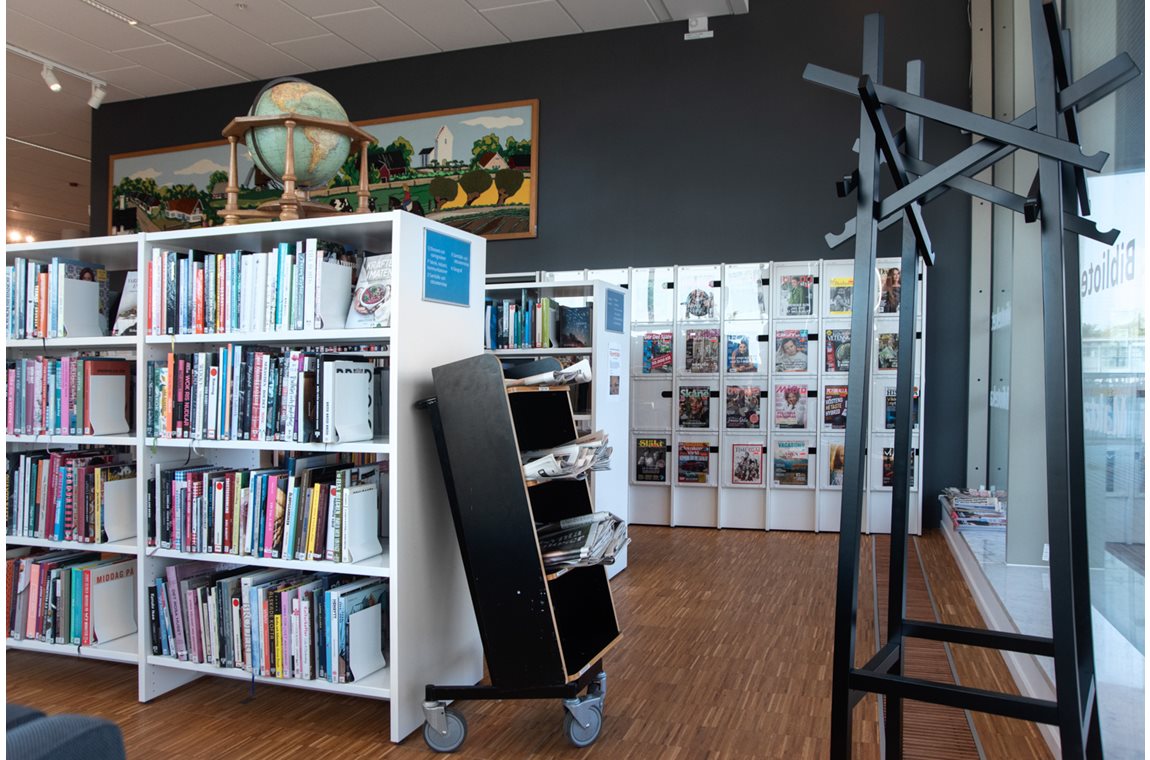 Bibliothéque municipale de Kävlinge, Suède - Bibliothèque municipale et BDP