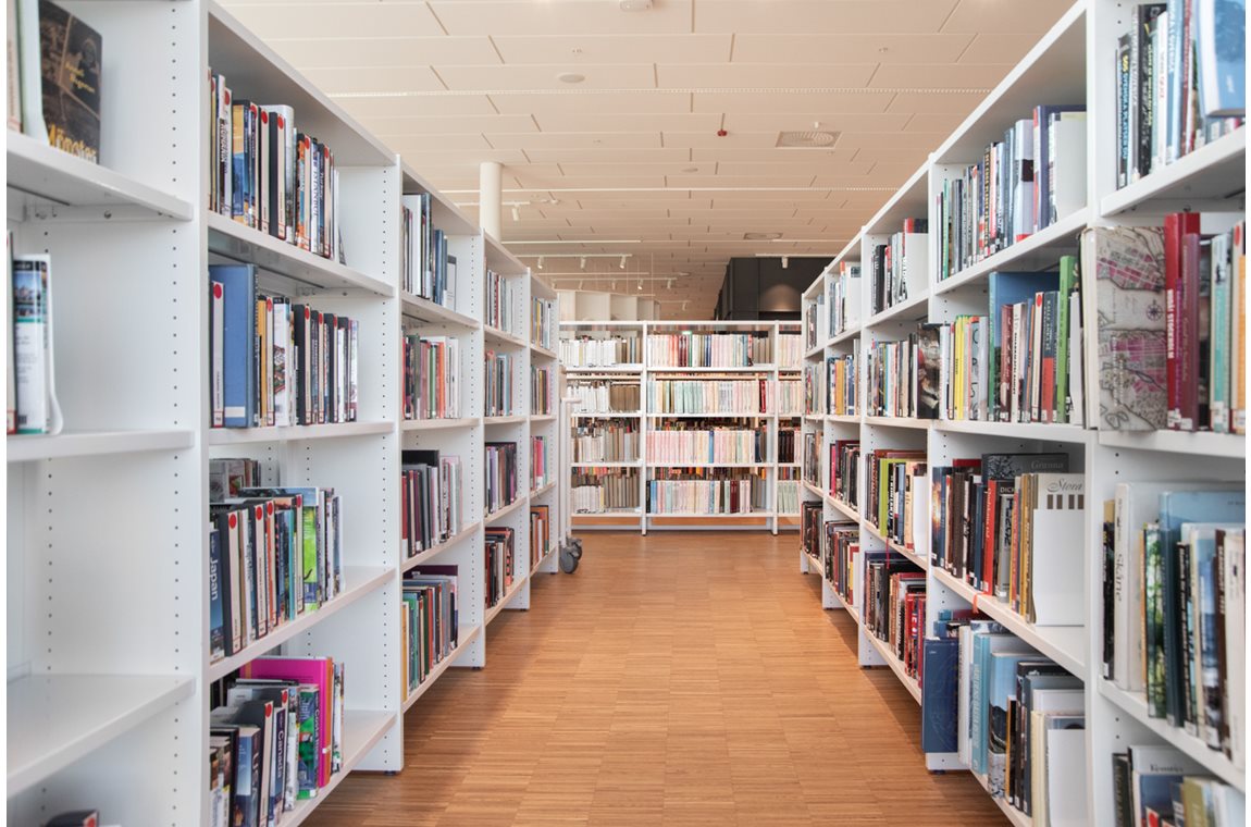 Bibliothéque municipale de Kävlinge, Suède - Bibliothèque municipale et BDP