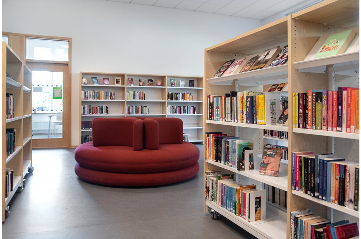 Hedda-Andersson-Gymnasium, Lund, Schweden - Schulbibliothek