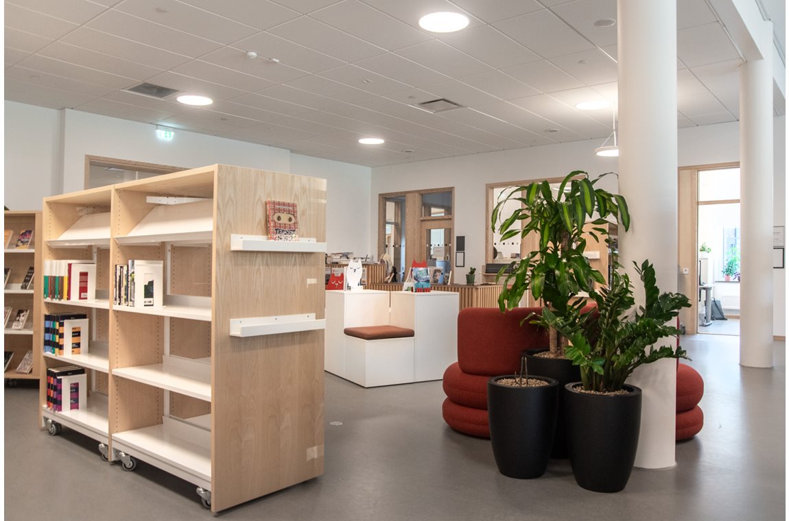 Hedda-Andersson-Gymnasium, Lund, Schweden - Schulbibliothek