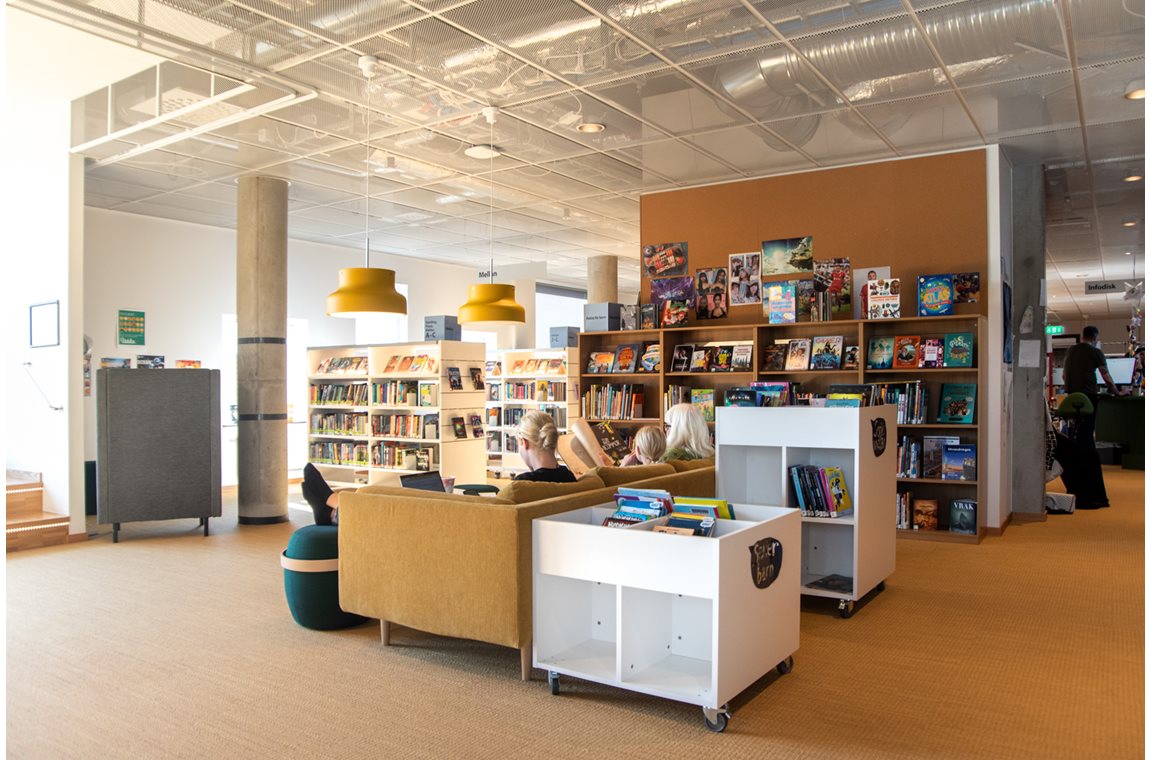 Rosengårdsbiblioteket, Malmø, Sverige - Offentliga bibliotek