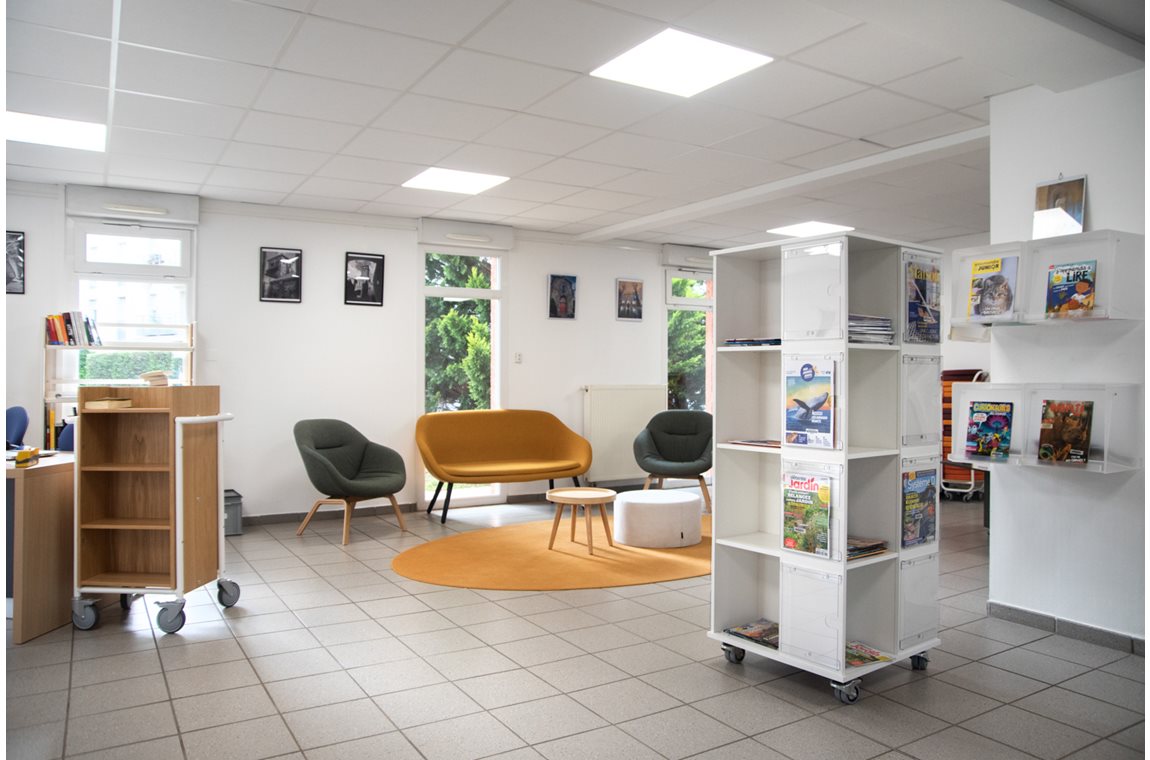 Öffentliche Bibliothek Savigneux, Frankreich - Öffentliche Bibliothek