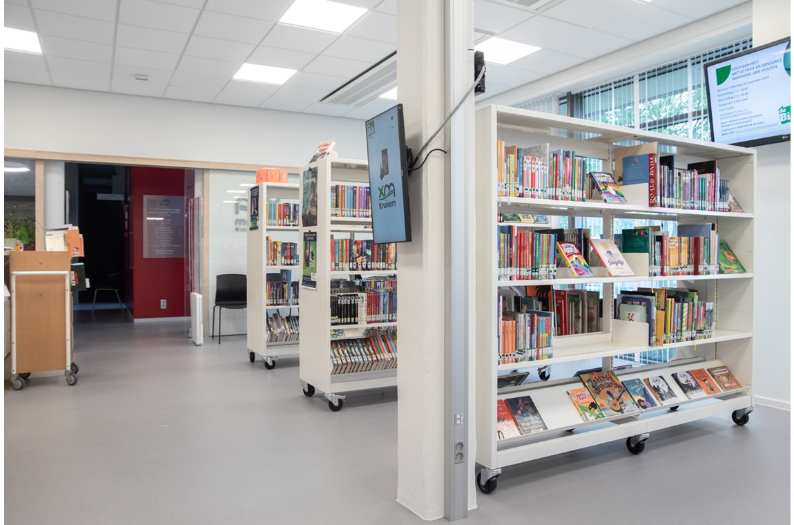 Bibliothèque municipale d'Zingem, Belgique - Bibliothèque municipale et BDP