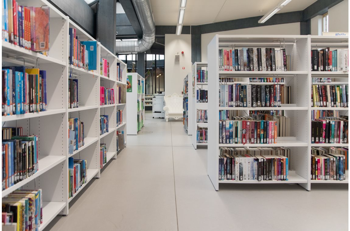 Bibliothèque municipale d'Schilde, Belgique - Bibliothèque municipale et BDP