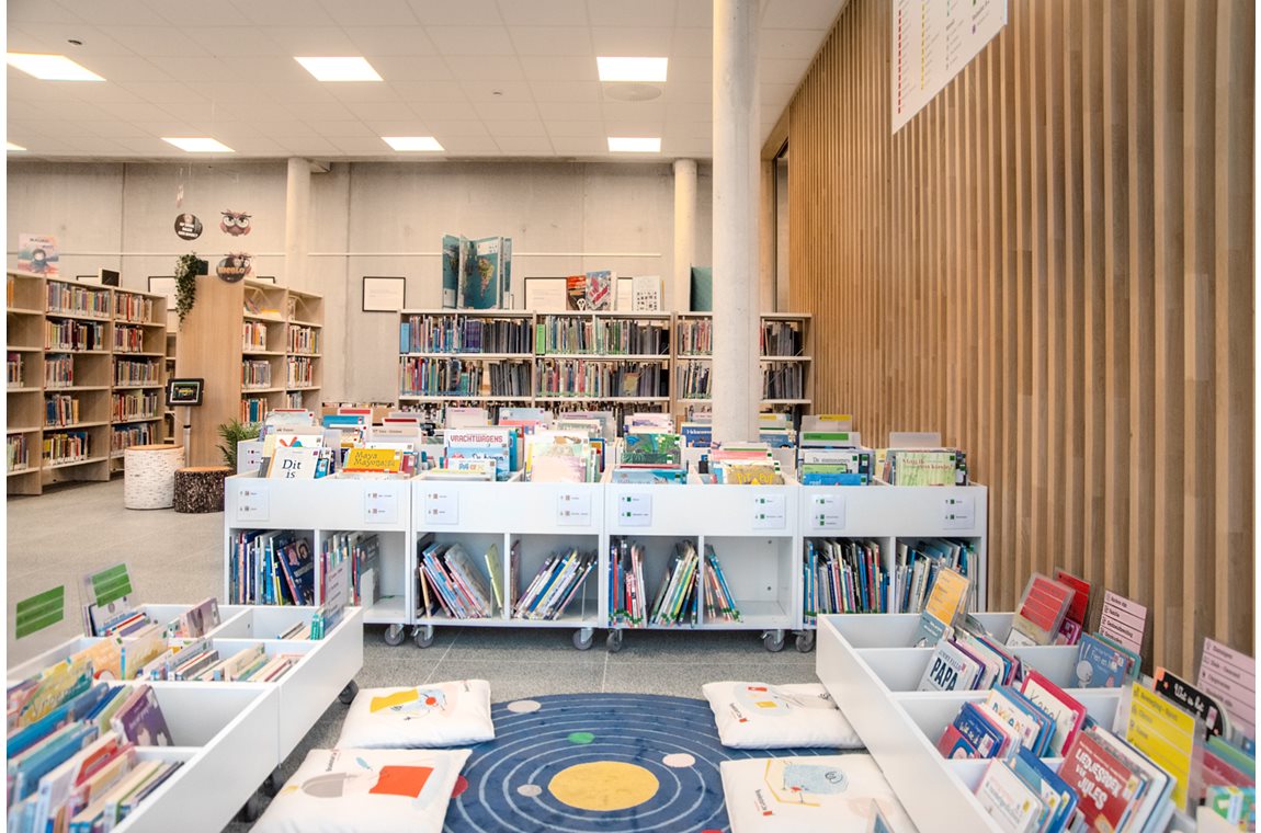 Heers Bibliotek, Belgien - Offentligt bibliotek