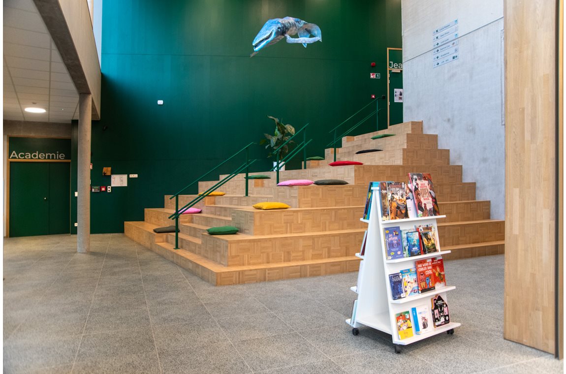 Heers Bibliotek, Belgien - Offentligt bibliotek
