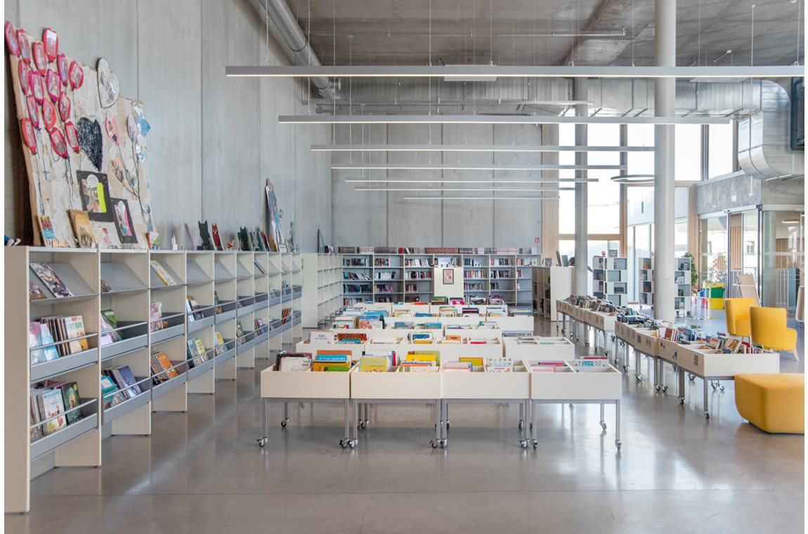 Bibliothèque municipale Dour, Belgique - Bibliothèque municipale et BDP