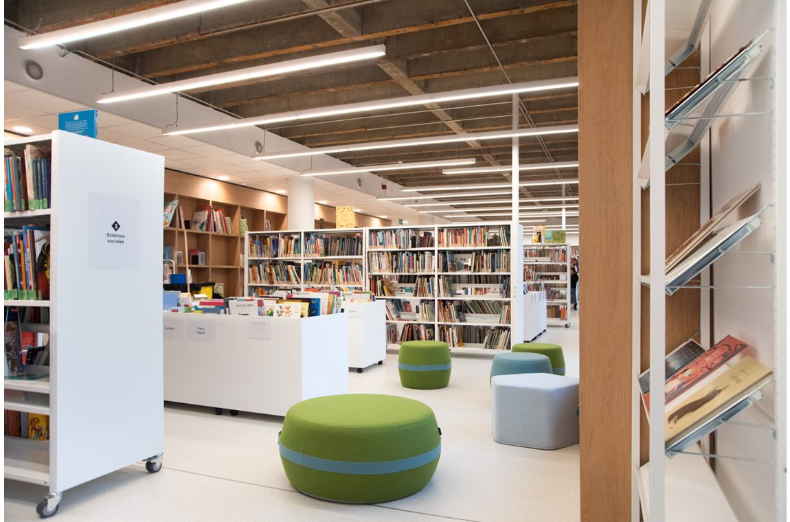 La Louviere Public Library, Belgium - Public library