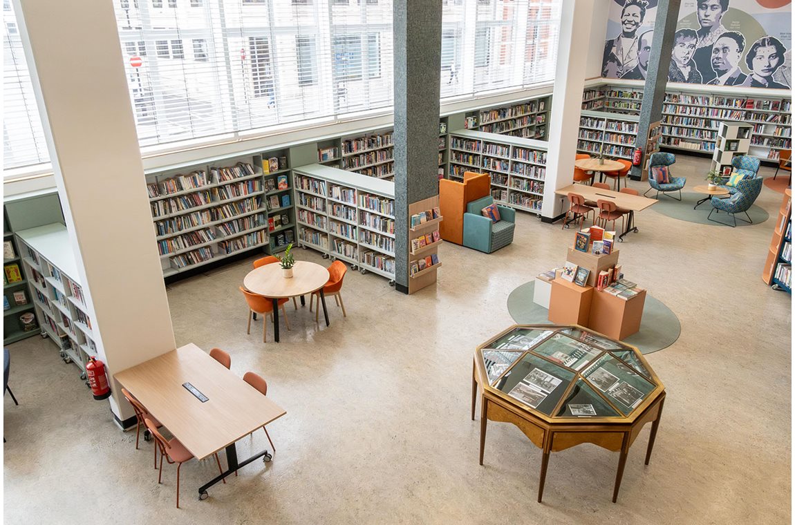 Bibliothèque municipale de Holborn, Royaume-Uni - Bibliothèque municipale et BDP
