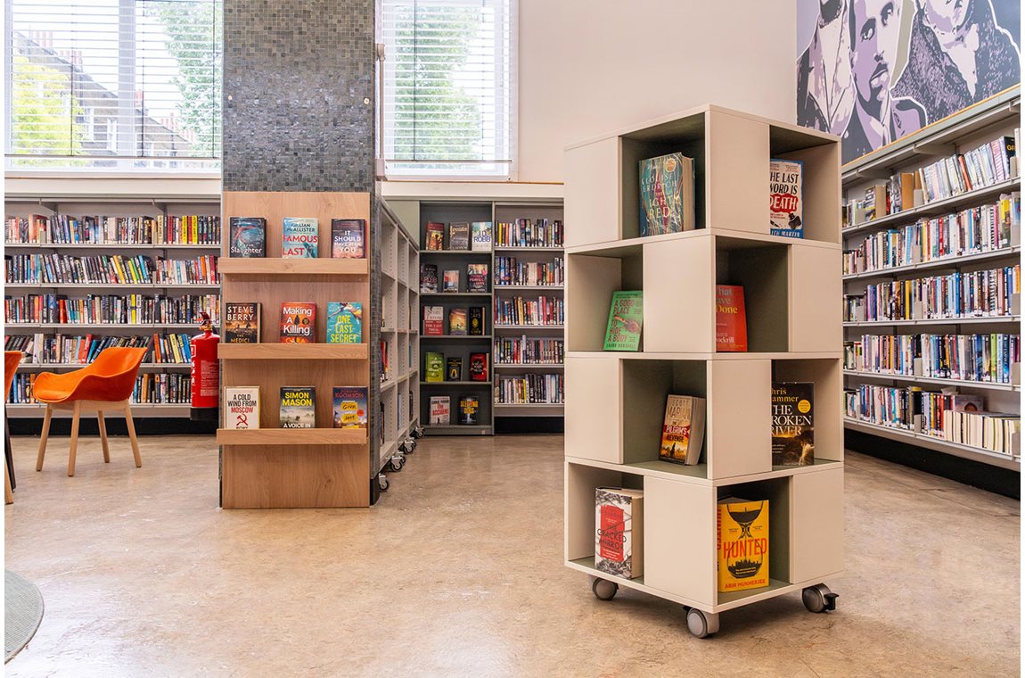 Bibliothèque municipale de Holborn, Royaume-Uni - Bibliothèque municipale et BDP