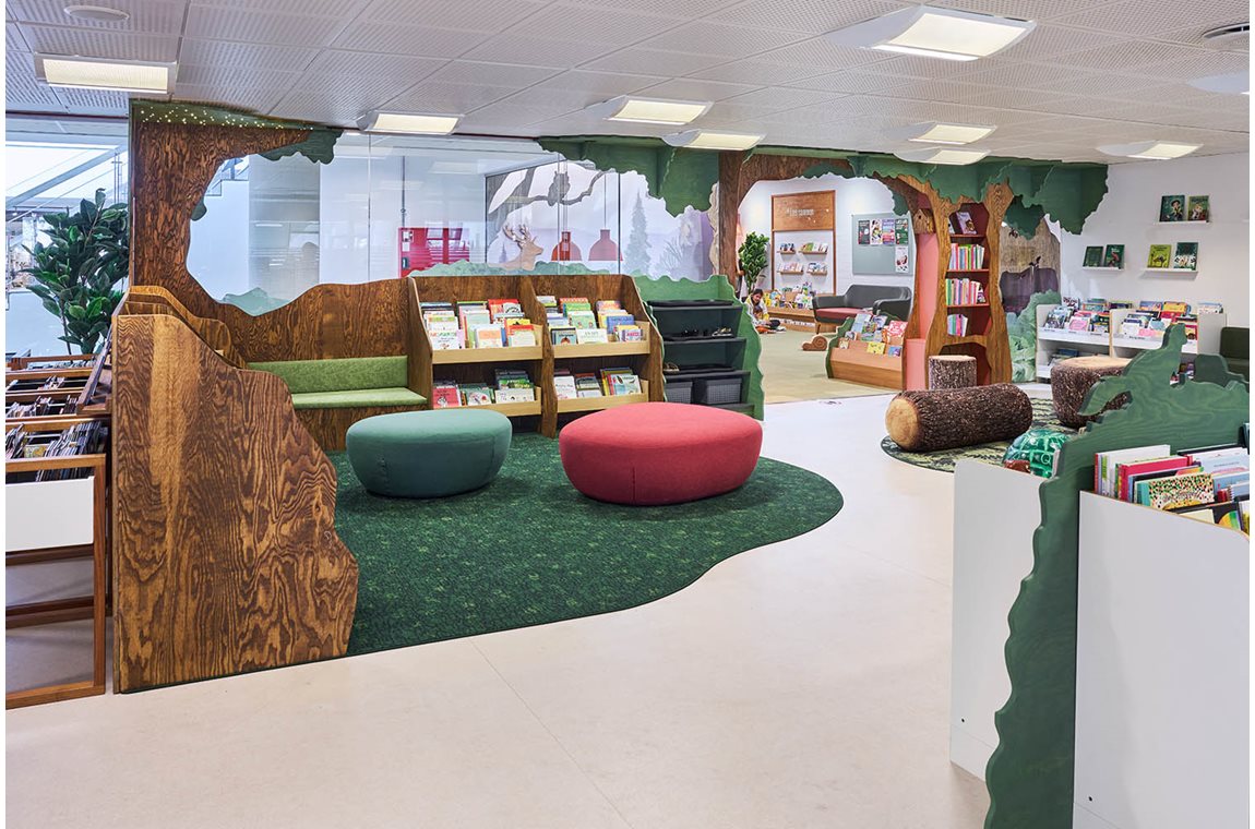 Kulturium Ishøj Bibliothek, Dänemark - Öffentliche Bibliothek