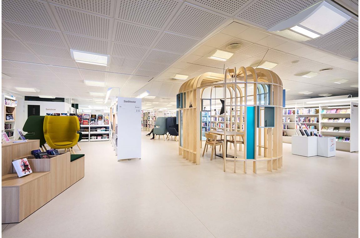 Kulturium Ishøj Bibliothek, Dänemark - Öffentliche Bibliothek