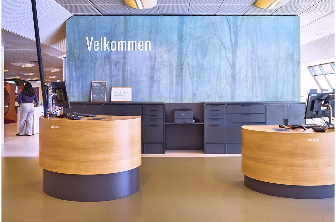 Kulturium Ishøj Bibliothek, Dänemark - Öffentliche Bibliothek