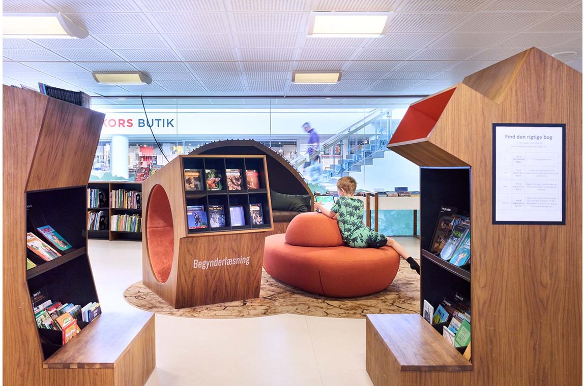 Kulturium Ishøj Bibliothek, Dänemark - Öffentliche Bibliothek