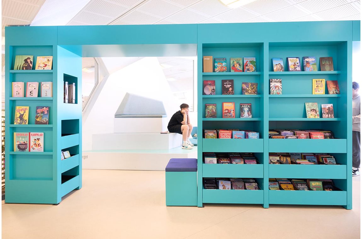 Kulturium Ishøj Bibliothek, Dänemark - Öffentliche Bibliothek