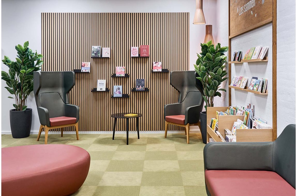 Kulturium Ishøj Bibliothek, Dänemark - Öffentliche Bibliothek