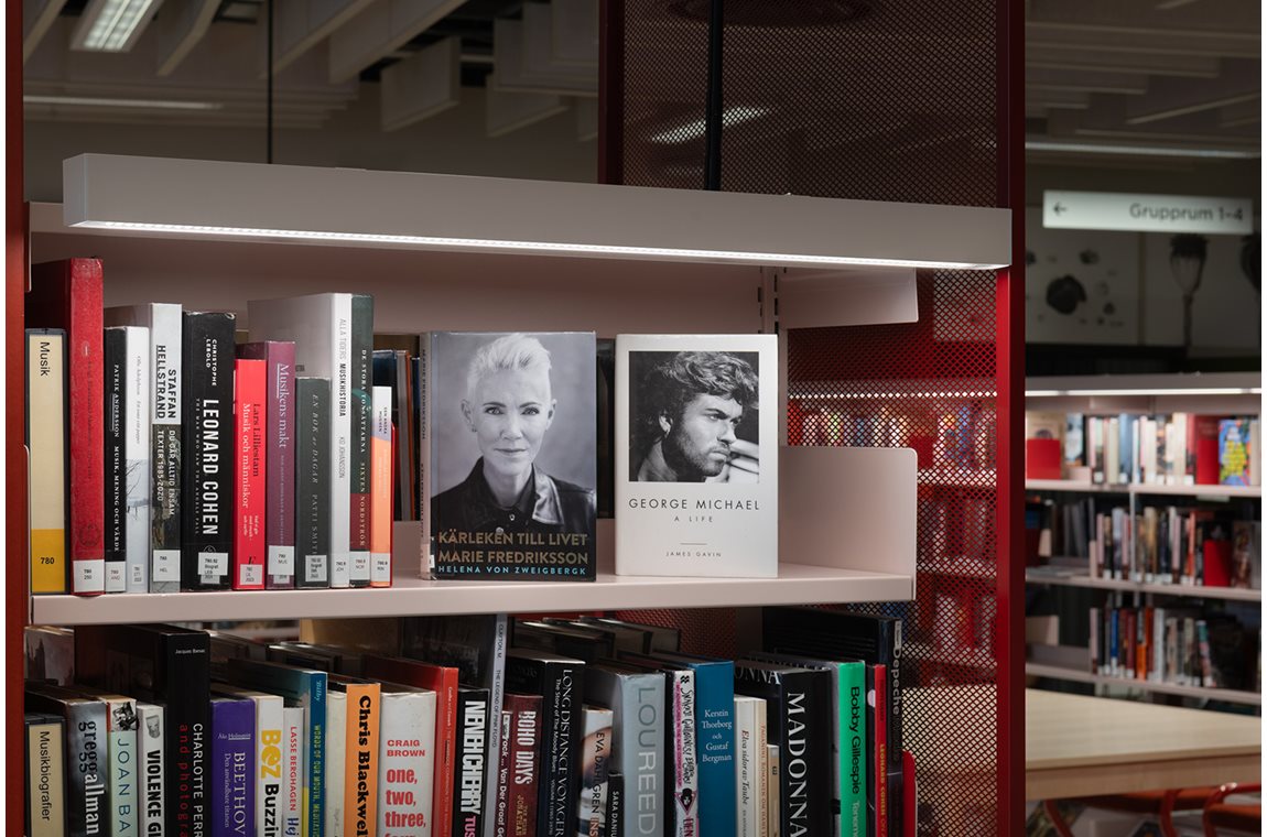 Bibliothèque municipale de Västra Frölunda, Suède - Bibliothèque municipale et BDP