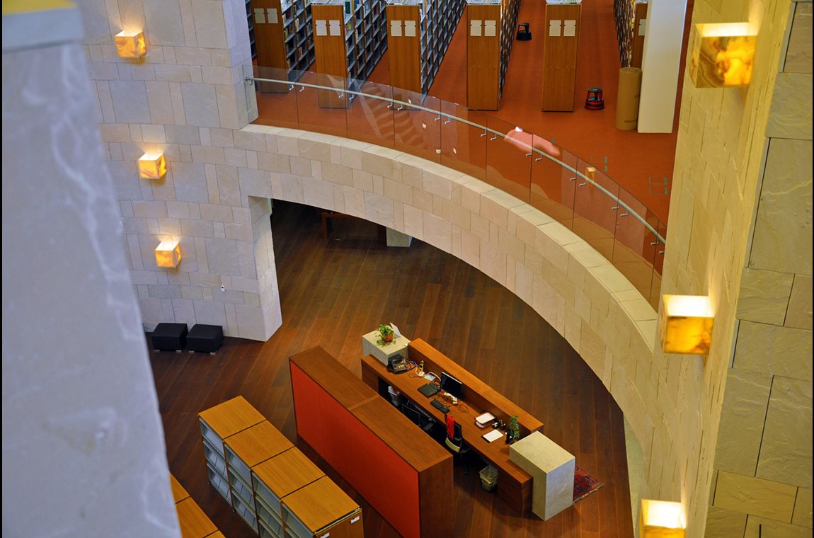 Georgetown University School of Foreign Service, Qatar  - Akademiska bibliotek
