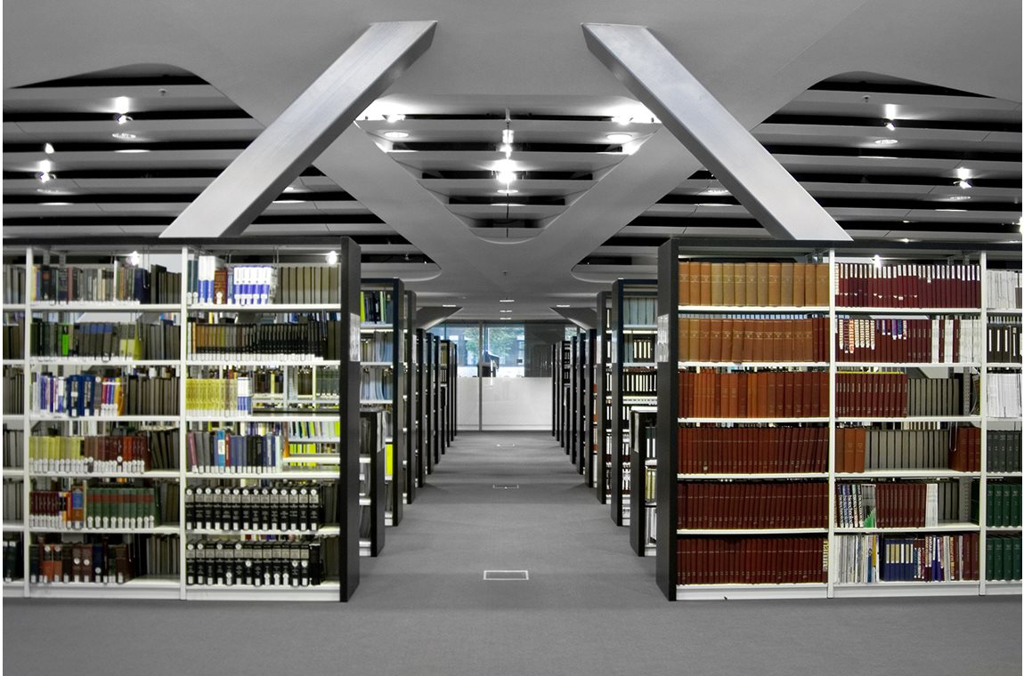 Bibliothèque de l'université de Groningen, Pays-Bas - Bibliothèque universitaire et d’école supérieure