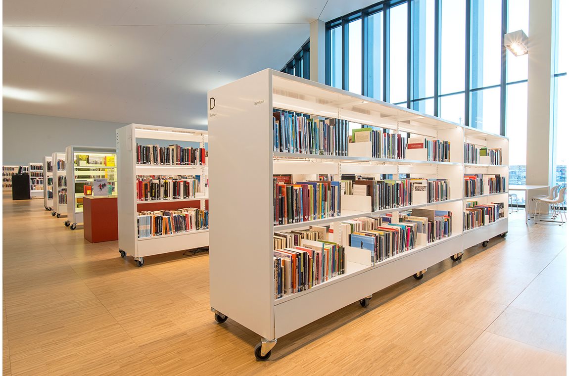 Stormen bibliotek i Bodø, Norge - Offentligt bibliotek